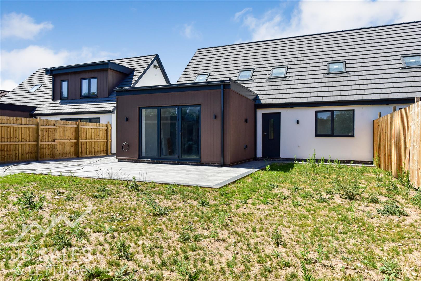 Holme Lea Gardens, Worksop